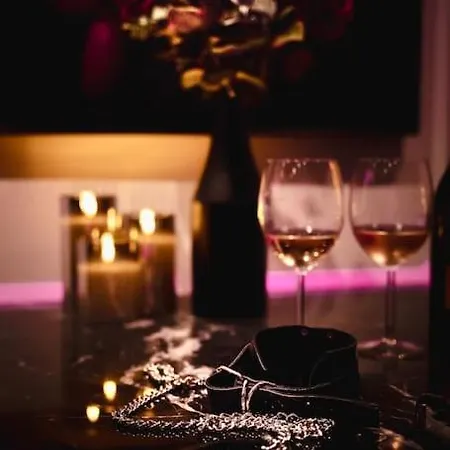 Apartment Greyroom Cannes-love Bdsm